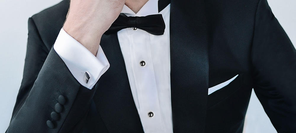 men wear suit and cufflinks